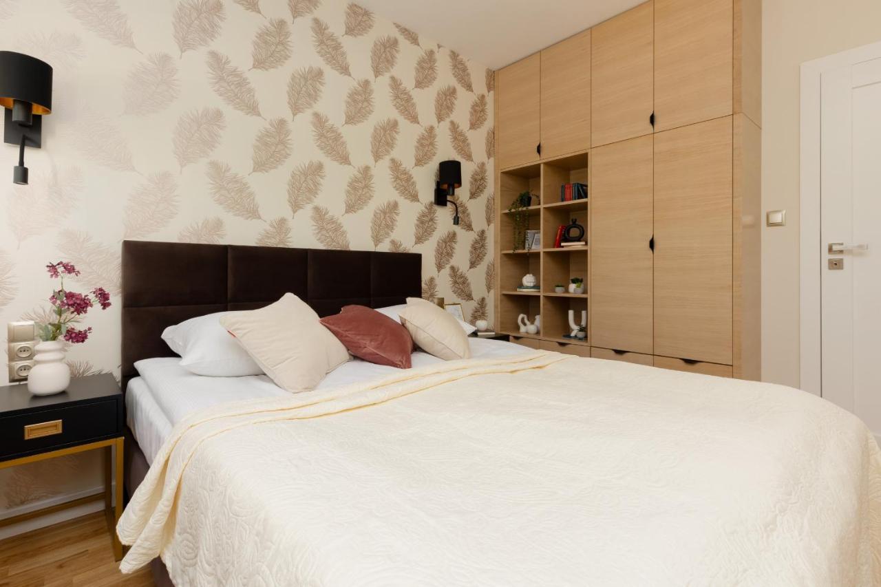 Deluxe Apartment Wronia 45 With Ac, Parking & Balcony By Renters Prestige Varsovia Exterior foto